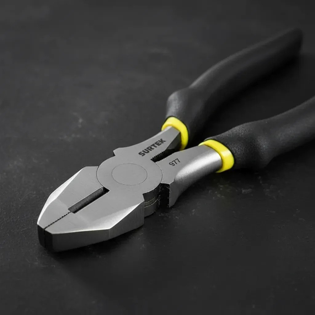Pinza para electricista con mango rubber grip de 7" corte lateral nariz cuadrada Surtek - Imagen 3